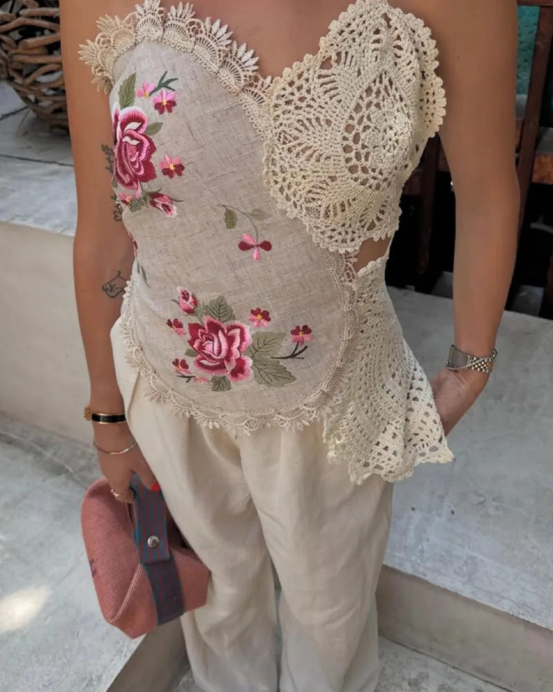 THE COLOR STATEMENT Ngjyrat q_ po dominojn_ feed-et ne figurat influencuese shqiptare (13)