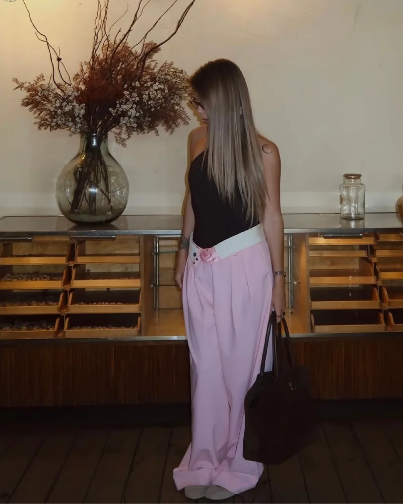 THE COLOR STATEMENT Ngjyrat që po dominojnë feed-et ne figurat influencuese shqiptare (20)