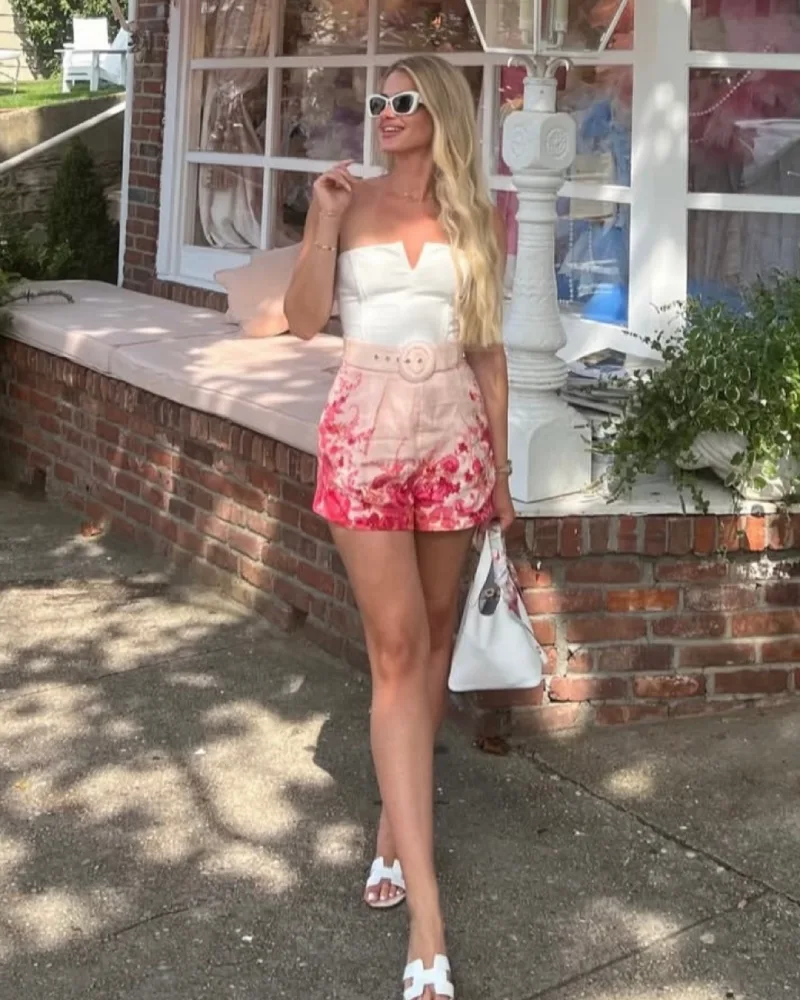 THE COLOR STATEMENT Ngjyrat që po dominojnë feed-et ne figurat influencuese shqiptare (30)