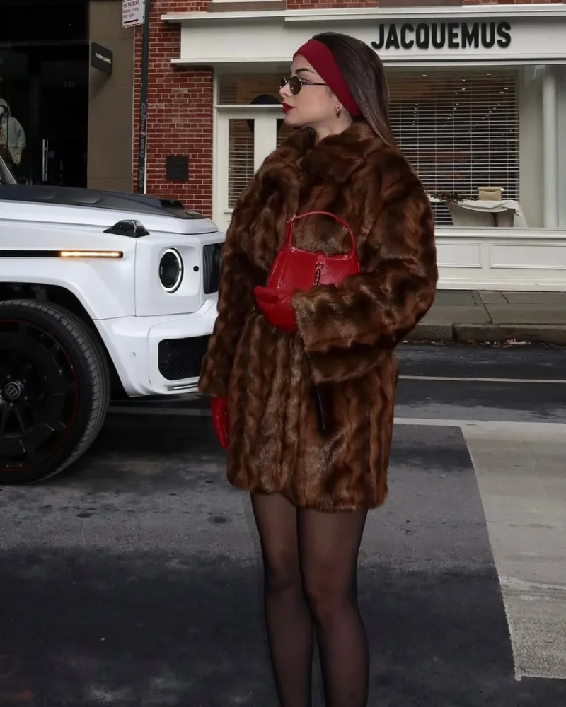 THE COLOR STATEMENT Ngjyrat që po dominojnë feed-et ne figurat influencuese shqiptare (36)