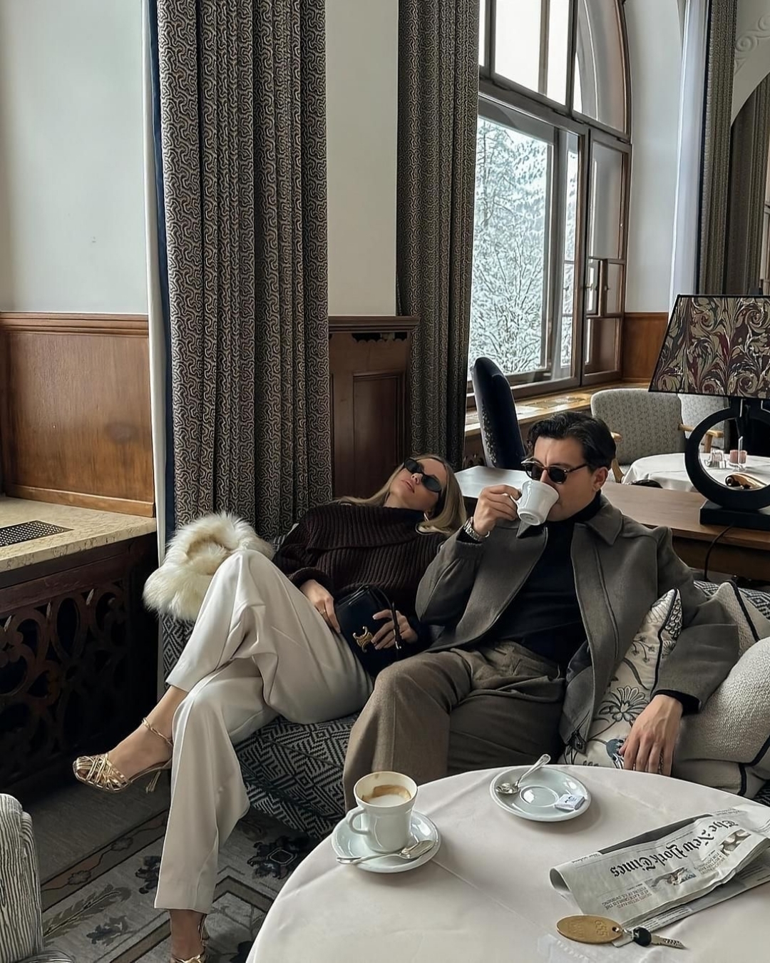 Copy of Një grua që nuk i kërkon kurrë para bashkëshortit të saj, shpesh përfundon duke e mbajtur atë financiarisht në vend